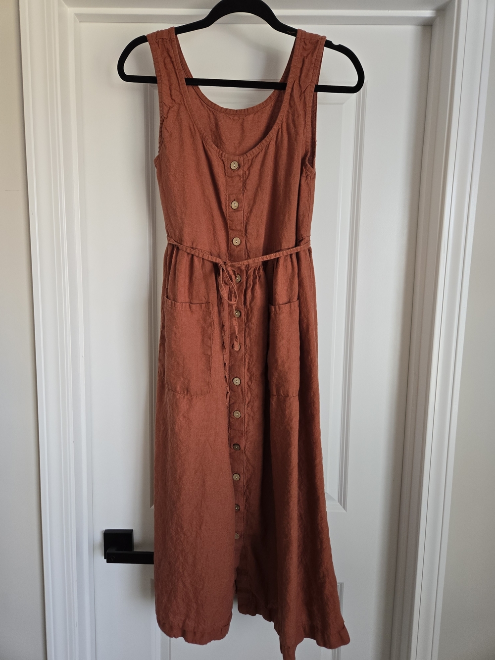 Button-Front Rust Midi Dress with Tie Waist